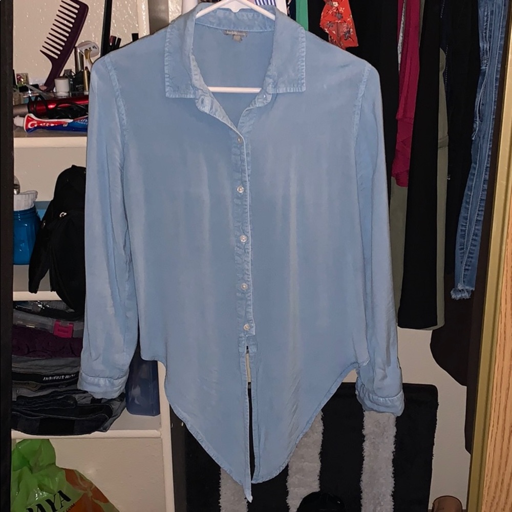 Solid button up tie front